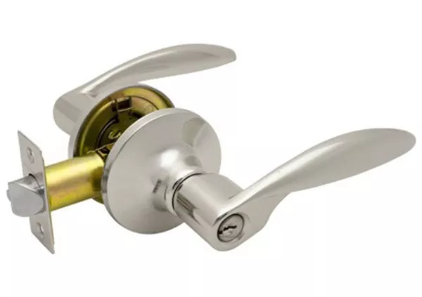 Защелка врезная в комплекте с ручками  8020-01-CR  Avers