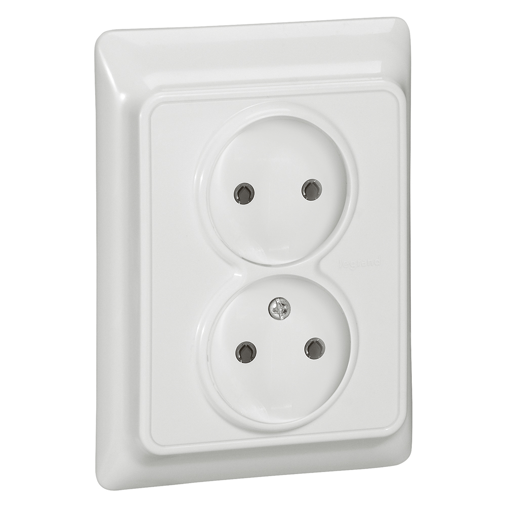 Կապտիկա վարդակ 2+2B 16A Legrand